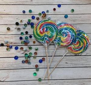 giant-rainbow-lollipop